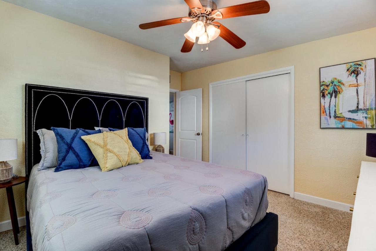 3 Bed 2 Ba Wifi Kitchen Walk To Beach Firepit Daytona Beach Exteriör bild